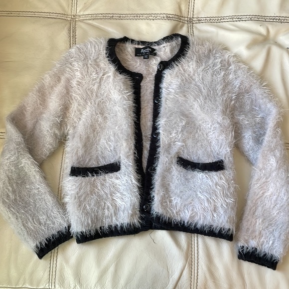 Bardot Junior fuzzy Cardigan US6 - Picture 5 of 15